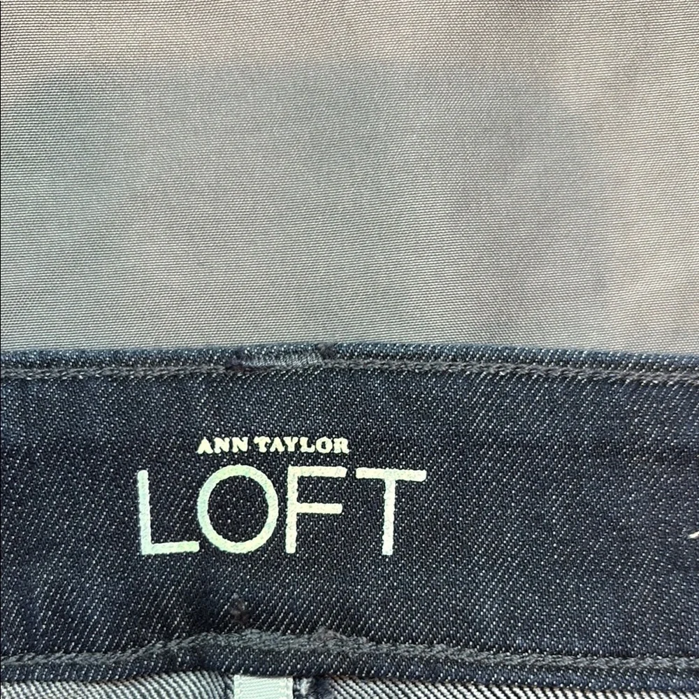 LOFT Women's Size 6 Curvy Skinny Dark Wash Mid-Rise Stretch‎ Denim Blue Jeans